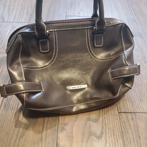 Nine West handbag - Picture 9 of 9